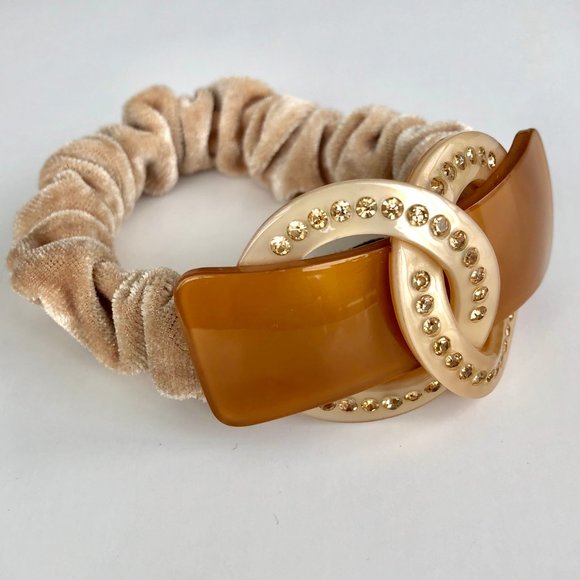 Rhinestone Embellished Acrylic Scrunchie - Picture 4 of 14